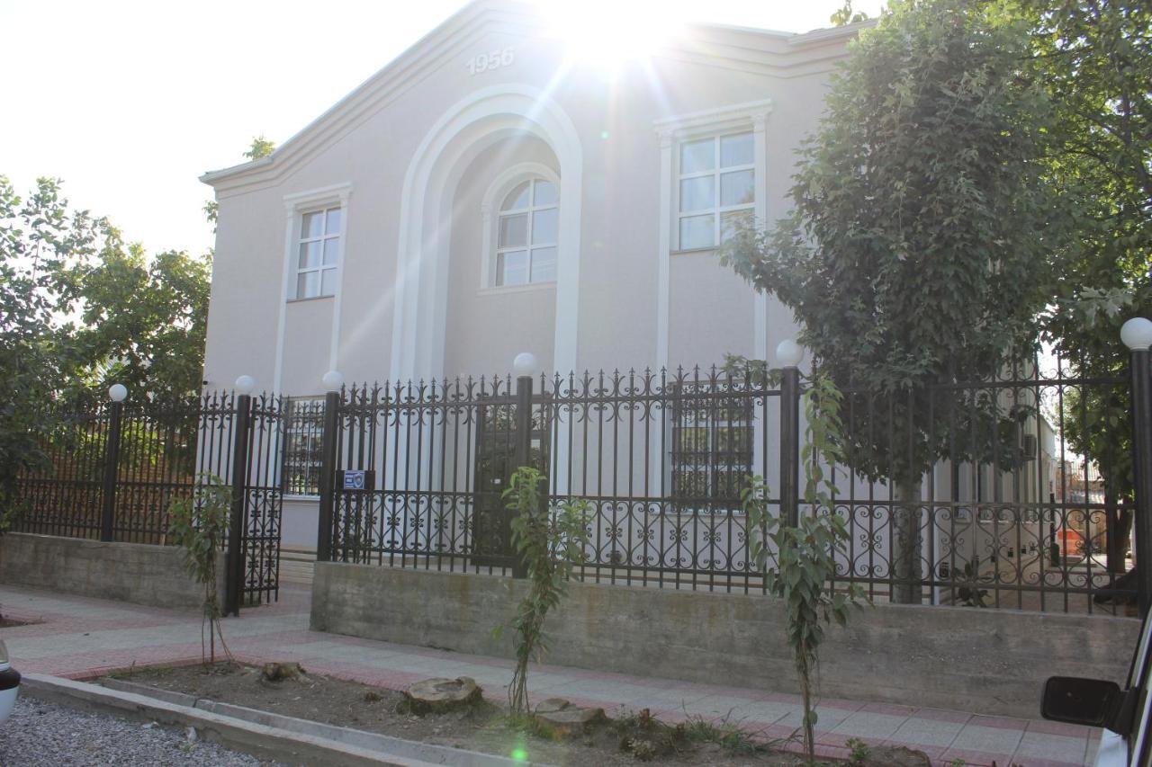 Kok-Art Hotel Jalal-Abad Ngoại thất bức ảnh